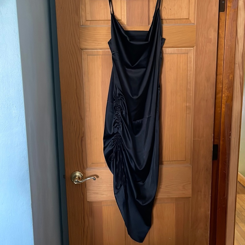 LYNER SATIN DRESS